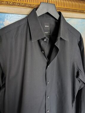 BOSS Men’s Black Classic Button-Up Shirt 16.5